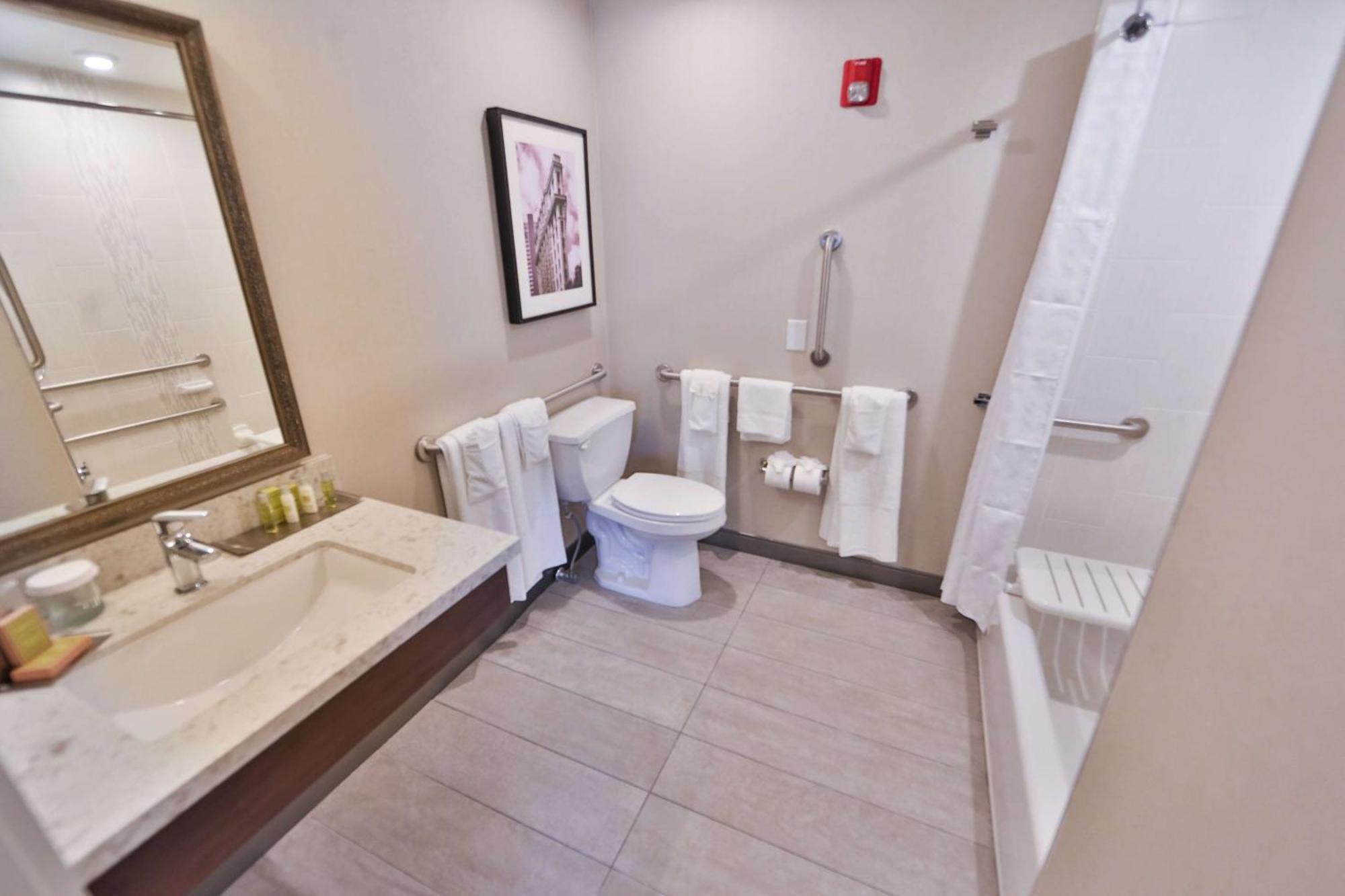 Doubletree By Hilton Atlanta Alpharetta-Windward Hotel Eksteriør billede